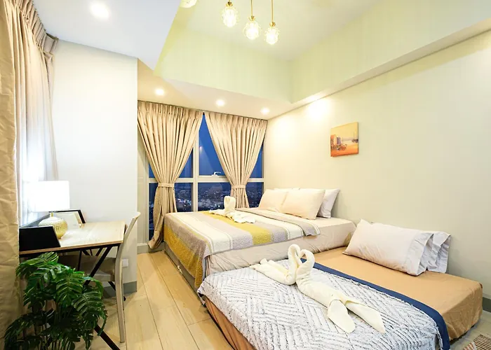 3br Uptown Bgc-40floor View Near Malls And Restaurants Apartamento Manila