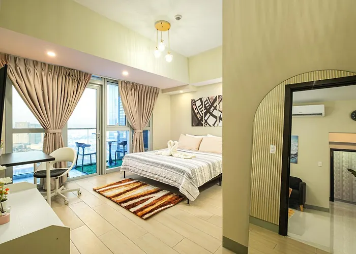 Apartamento 3br Uptown Bgc-40floor View Near Malls And Restaurants Manila