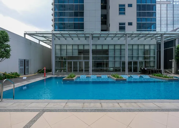 3br Uptown Bgc-40floor View Near Malls And Restaurants Apartamento Manila