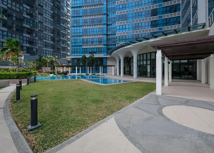 3br Uptown Bgc-40floor View Near Malls And Restaurants Apartamento