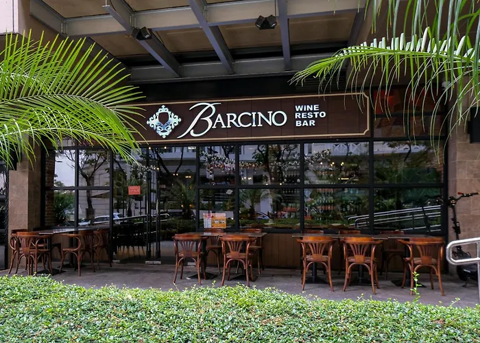 3br Uptown Bgc-40floor View Near Malls And Restaurants Apartamento Manila