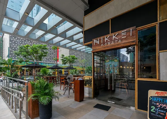 3br Uptown Bgc-40floor View Near Malls And Restaurants
