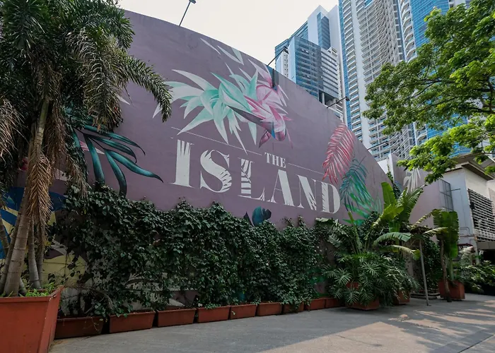 3br Uptown Bgc-40floor View Near Malls And Restaurants Apartamento