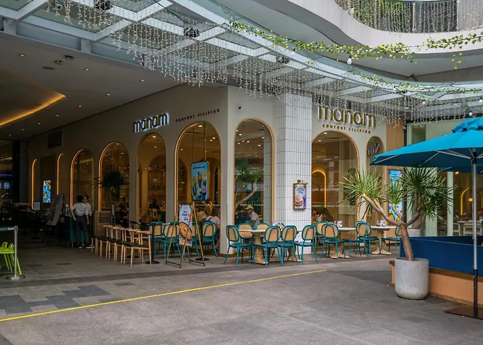 3br Uptown Bgc-40floor View Near Malls And Restaurants Manila