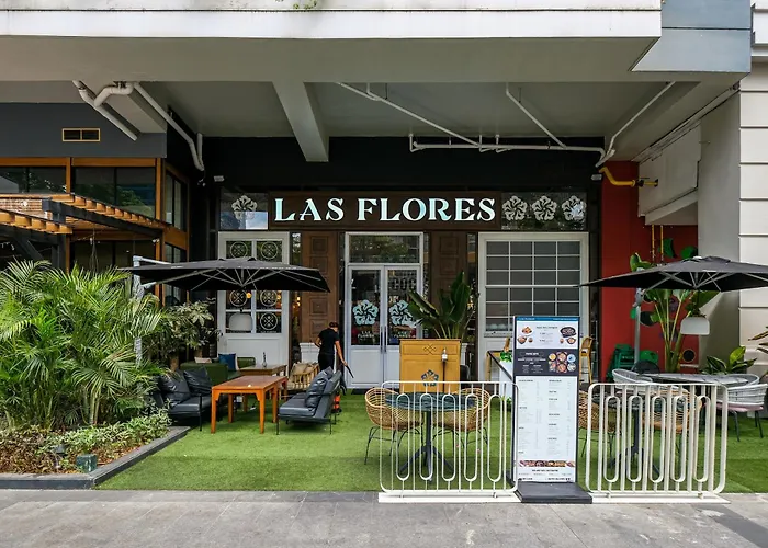3br Uptown Bgc-40floor View Near Malls And Restaurants Apartamento Manila